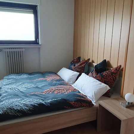 Kleine Ferienwohnung In Ruhiger Lage Herzogenrath Esterno foto
